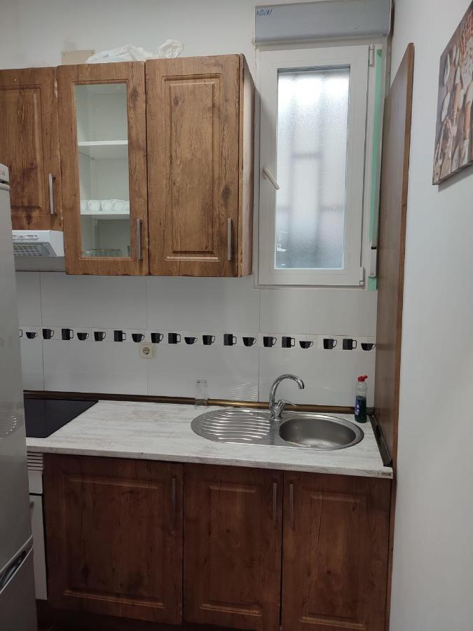Апартаменти Apartamento En El Centro Del Pueblo Робледо-де-Чавела Екстер'єр фото
